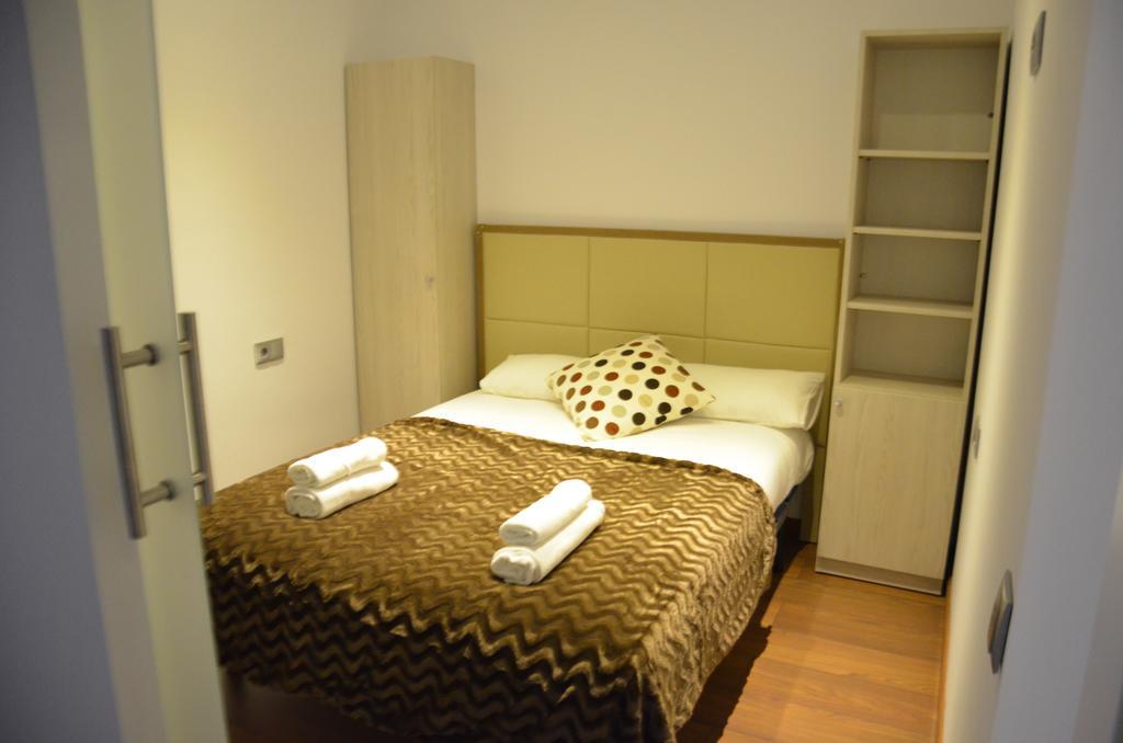 Autentic Eixample Barcelona Room photo